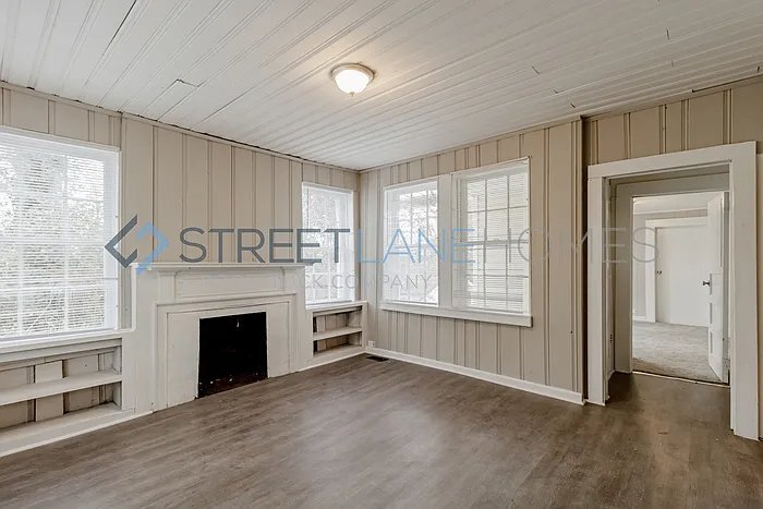 Building Photo - 916 Glenridge Dr