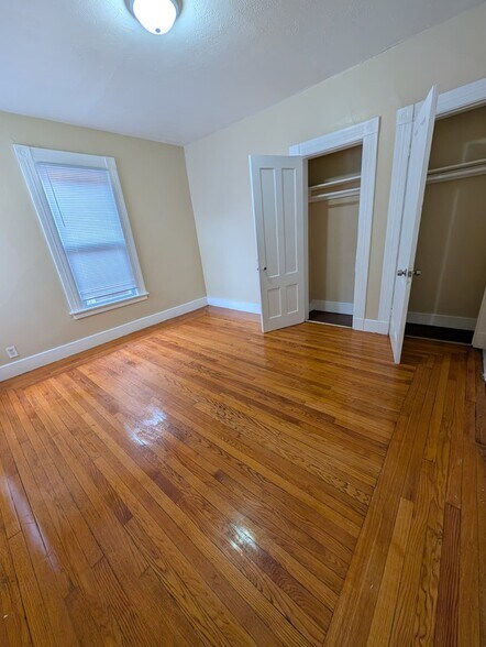 Building Photo - 92 Sylvan Ave