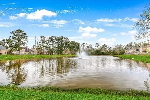 Building Photo - 305 Brown Thrasher Loop S