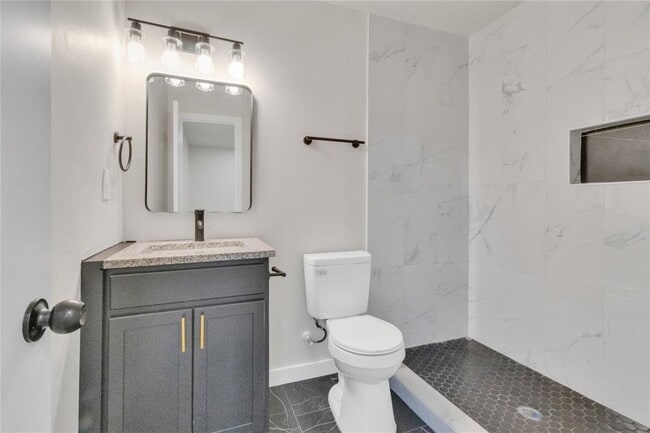 Building Photo - 12508 Abbotts Way