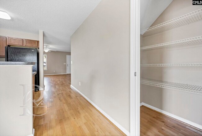 Building Photo - 80 Crossfox Ct