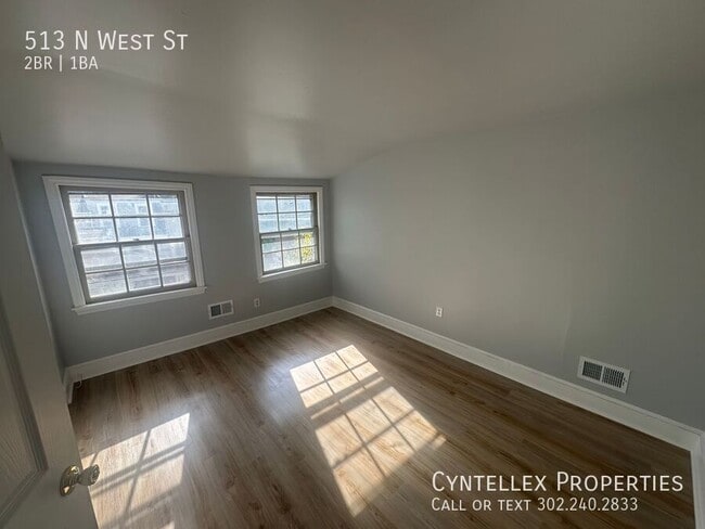 Building Photo - 513 N West St