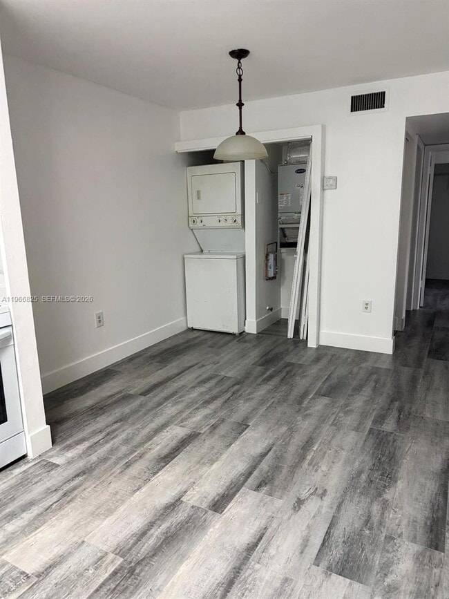 Building Photo - 15610 SW 80th St