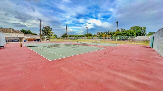 Building Photo - 6438 Alisa Ln