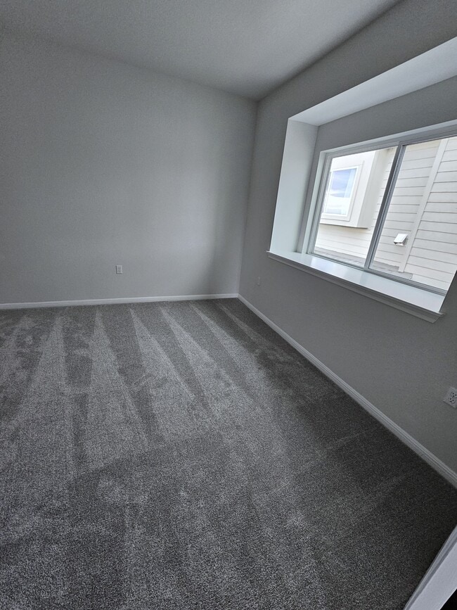 Building Photo - 9612 Whisper Willow Blvd