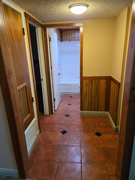 Building Photo - 7300 Boris Ct