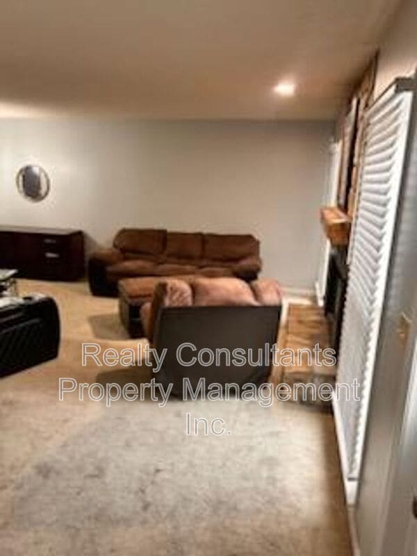 Building Photo - 2705 N Centennial St