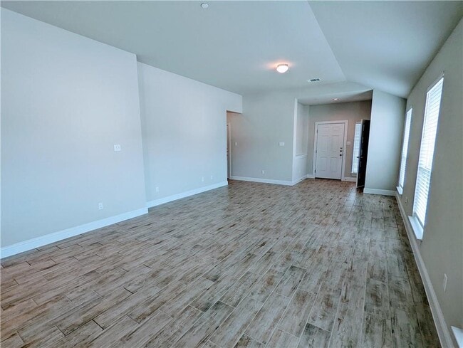 Building Photo - 2800 Joe Dimaggio Blvd