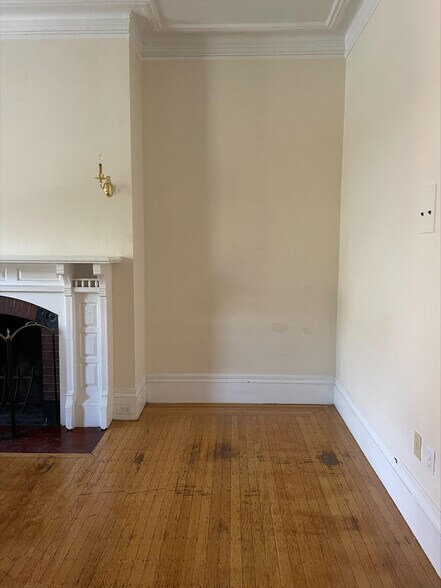 Main Room 1 - 336 Marlborough St