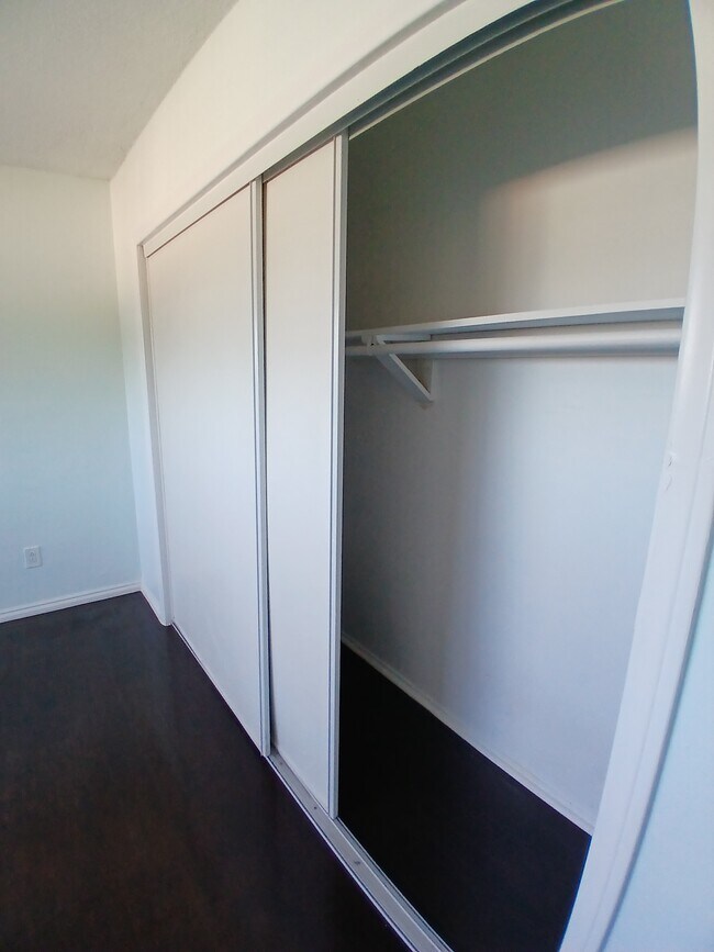 Building Photo - 7112 S Harvard Blvd