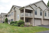 Building Photo - 9503 Sundance Dr