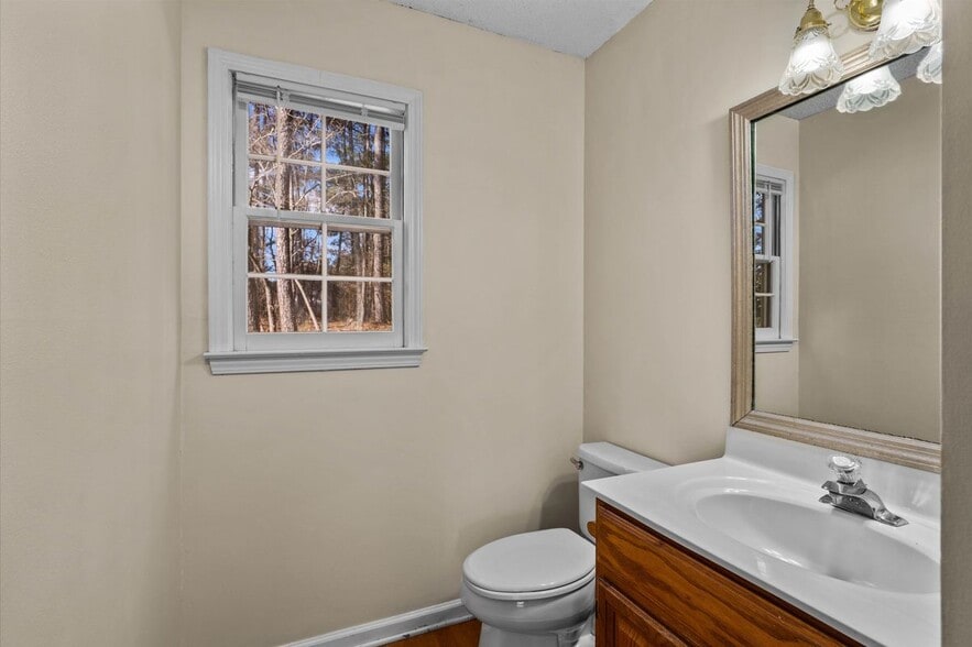 Building Photo - 2155 Southbrook Ridge NW