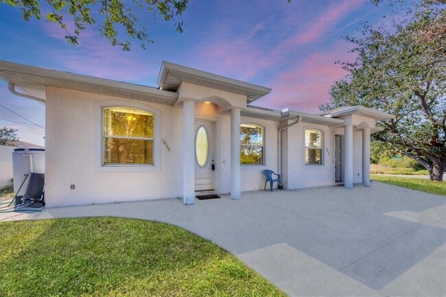 Primary Photo - 12113 Capilla Ln