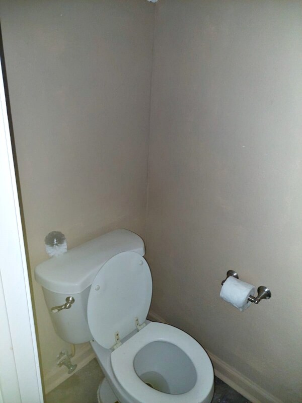 Building Photo - 2117 Giuffrias Ave