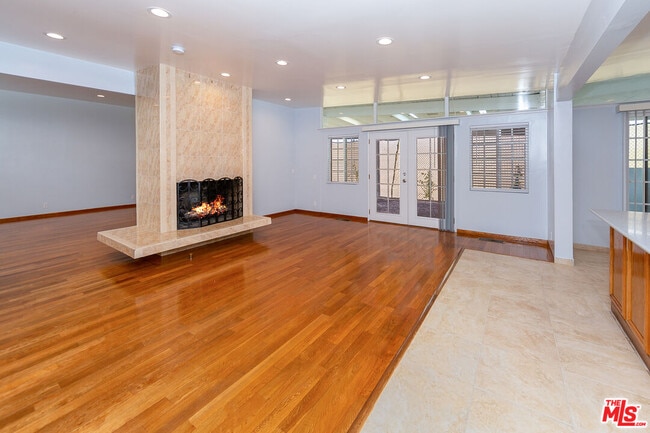 Building Photo - 3751 Scadlock Ln