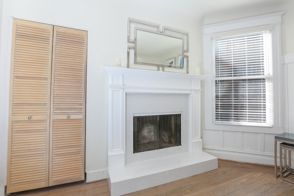 Bedroom - 2546 Polk St