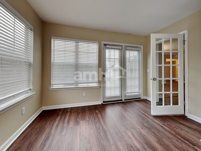 Building Photo - 2236 Blakers Blvd