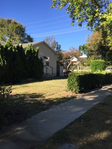 Building Photo - 14260 McCormick St