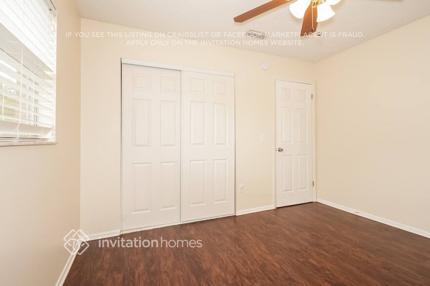 Building Photo - 412 59th Ave Dr W