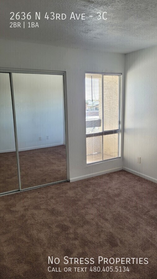 Building Photo - 2636 N 43rd Ave