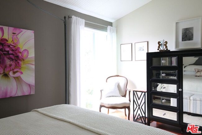 Building Photo - 603 S Prospect Ave