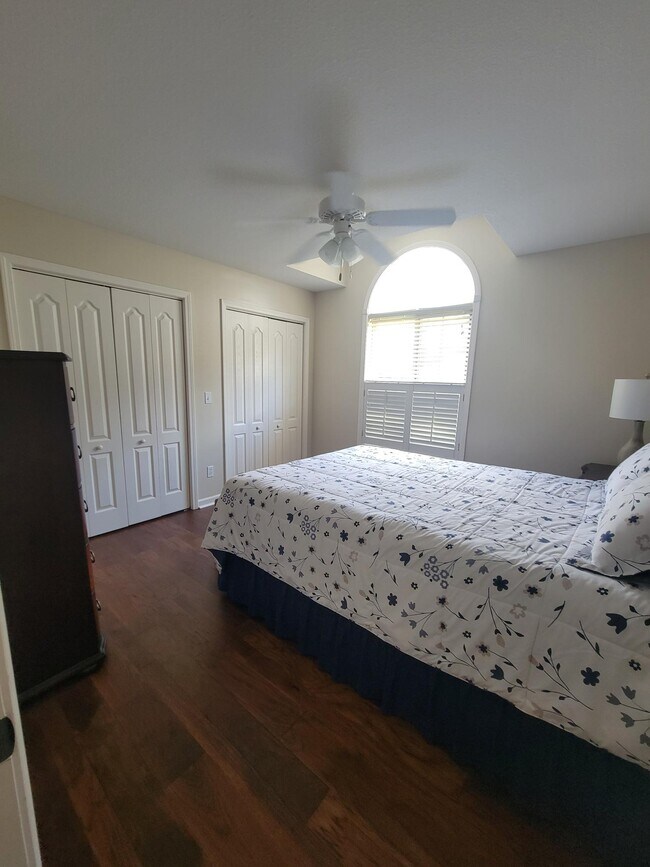 Building Photo - 456 Snead Dr