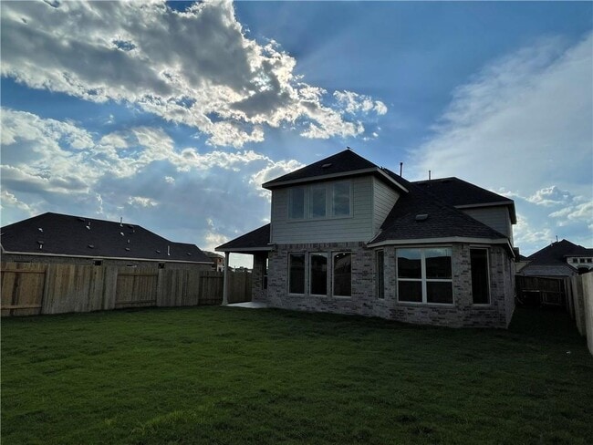Building Photo - 14109 Pennington Ln