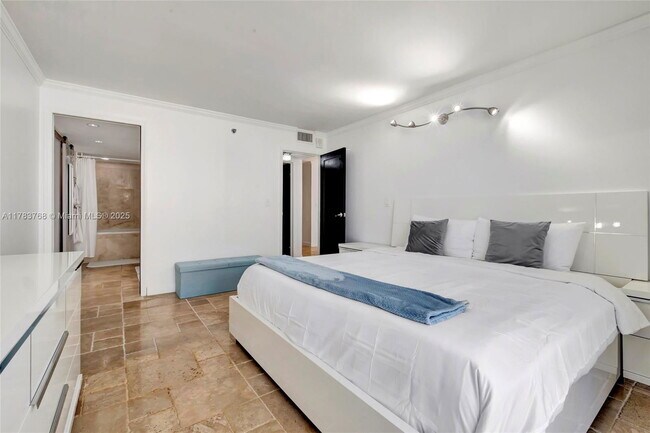 Building Photo - 2401 Collins Ave