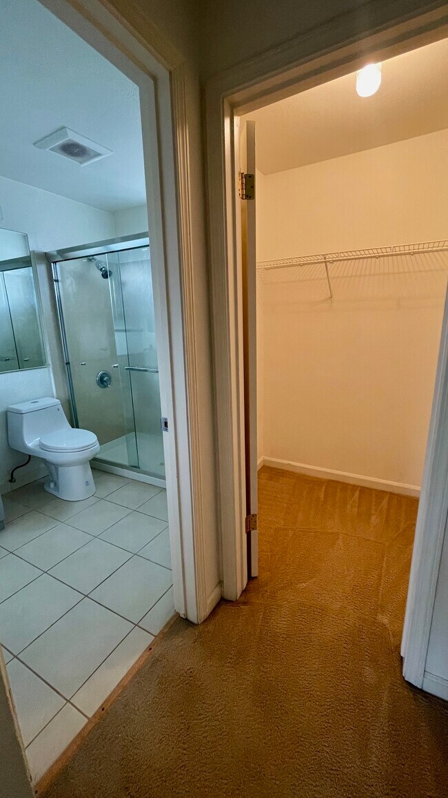 Building Photo - 2255 Showers Dr