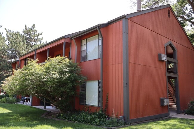 Building Photo - 2 Bedroom Condo Near CSU