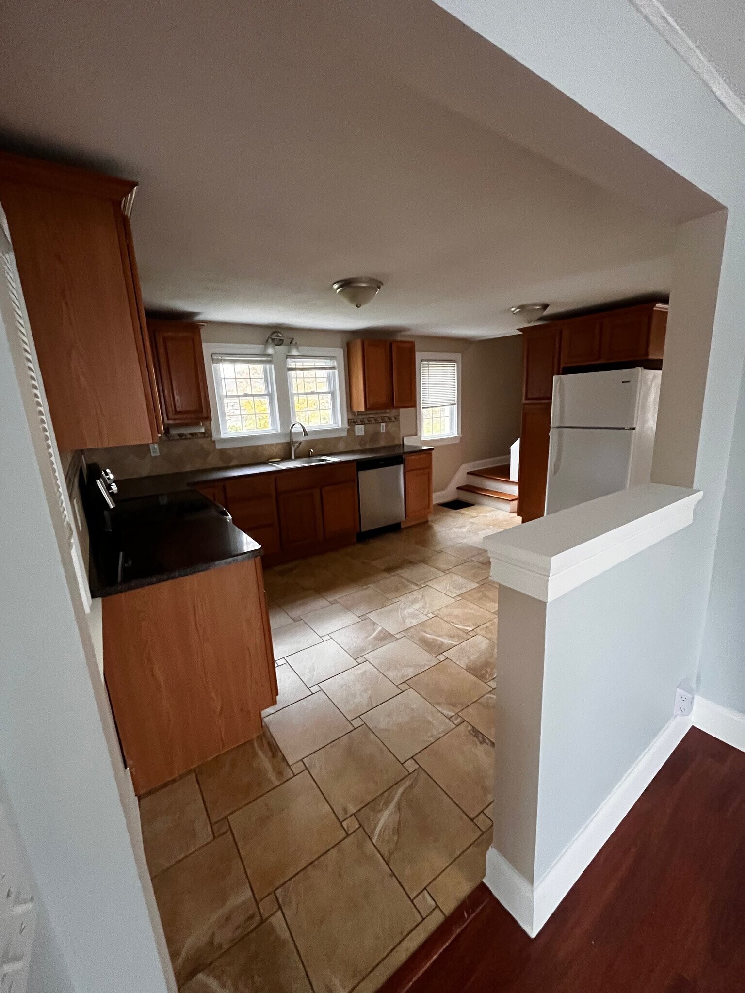 Building Photo - 242 Litchfield Rd