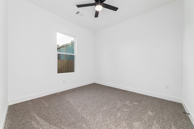 Building Photo - 8106 Talton St