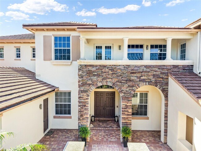 Building Photo - 12008 NW 69th Ct