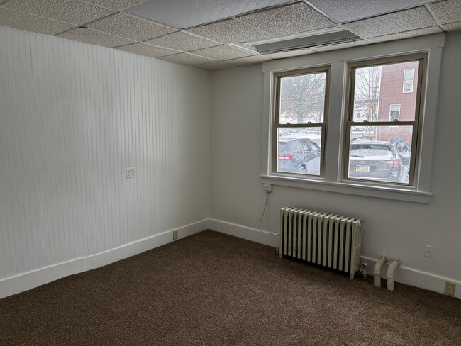 Building Photo - 561 Water St