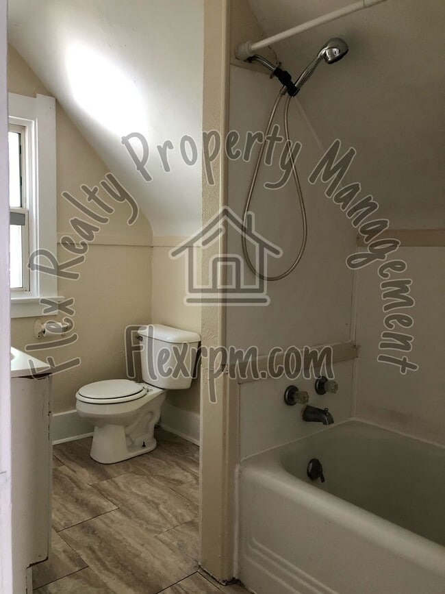 Building Photo - ***NEW ON THE MARKET....DRIVE BY TO CHECK ...