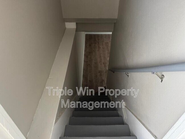 Building Photo - 775 Crabapple Ln