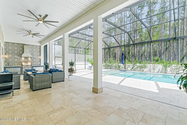 Building Photo - 210 Terra Oaks Dr