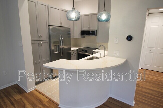 Building Photo - 1956 Villaridge Dr