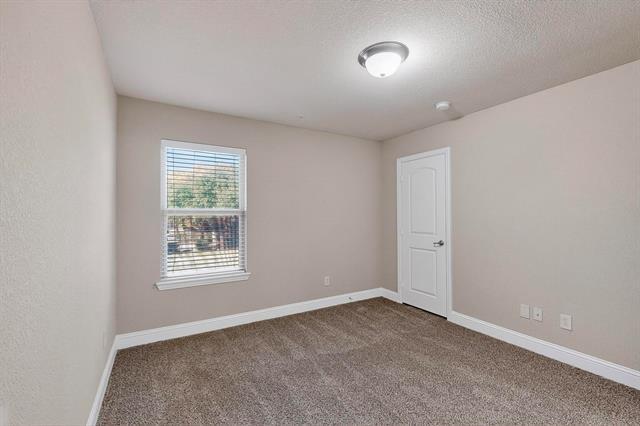 Building Photo - 2584 Jackson Dr