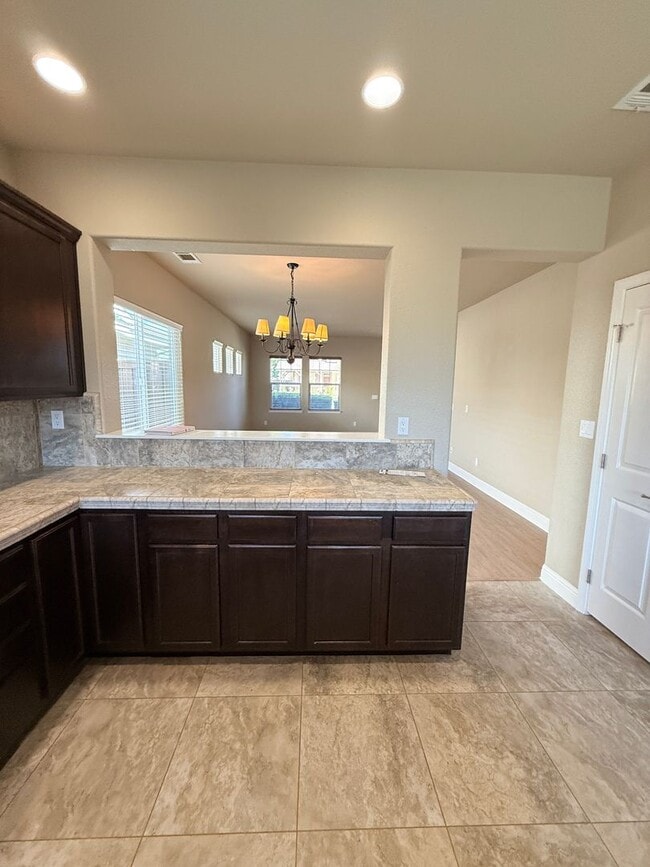 Building Photo - Newer Single Story Home in The Stone Gate ...
