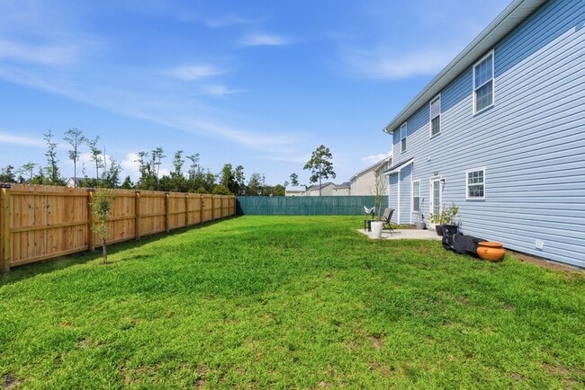 Building Photo - 1597 Longleaf Ct
