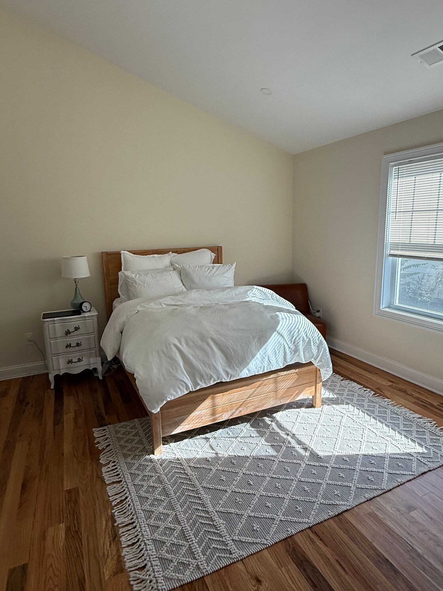 Building Photo - 60 Melbourne Rd Ext