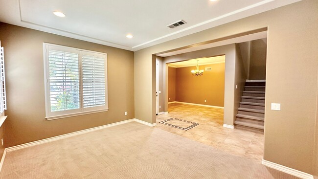 Building Photo - Wonderful Executive Style Two-Story Home in Beautiful Murrieta Oaks Community!
