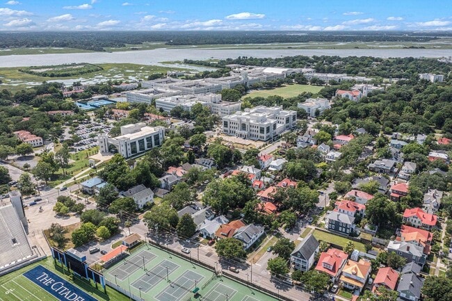 Building Photo - 292 Congress St