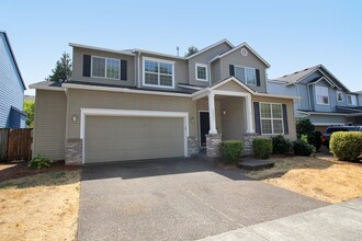 Building Photo - 15542 SE Thornbridge Dr