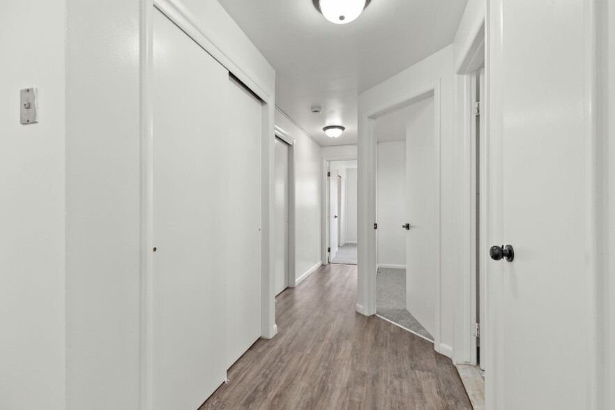 Interior Photo - Swiss Village Apartments