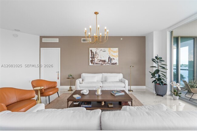 Building Photo - 17111 Biscayne Blvd