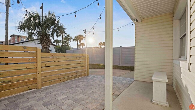 Building Photo - 209 Angelfish Ave.