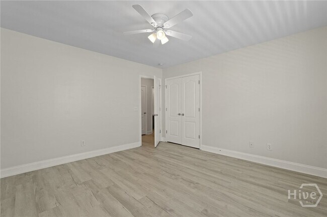 Building Photo - 243 Clearwater Cir