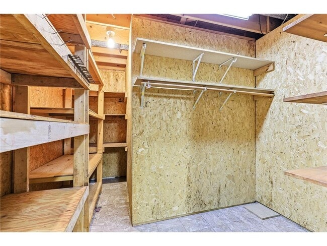 Building Photo - 5880 Christmas Lake Rd